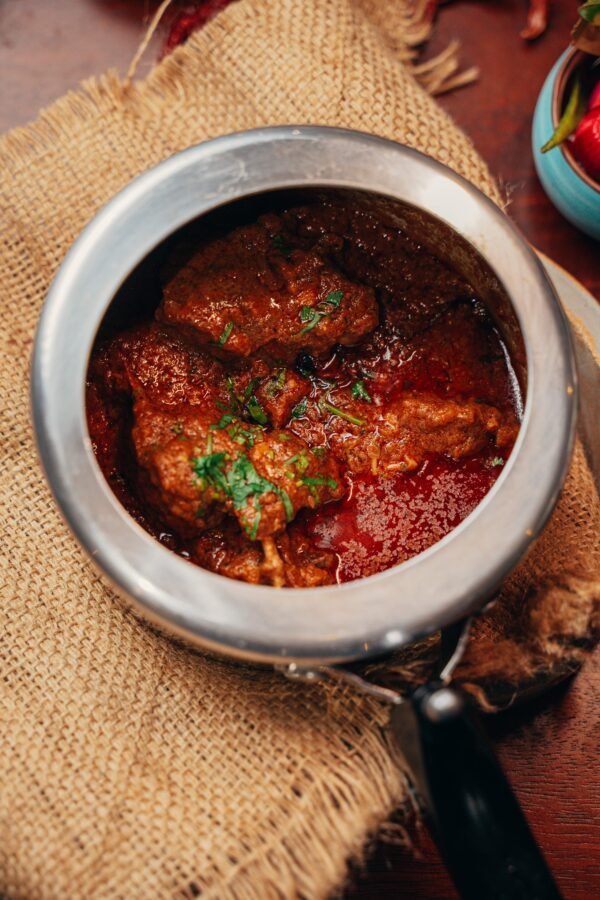 Laal Maas